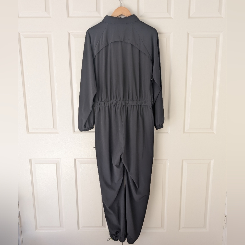 Athleta "Dipsea" Romper Front Zipper Striped Black Jumpsuit size 12 - Picture 11 of 15